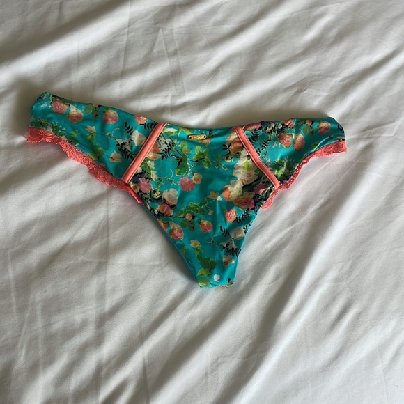 Bahama Mama 3 pc Set - Picture 5 of 11